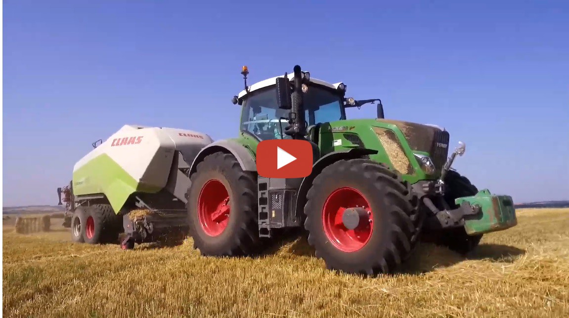 Einem Neuen Fendt 828 Vario S4 Mit Einer Claas Quadrant 3300 Beim