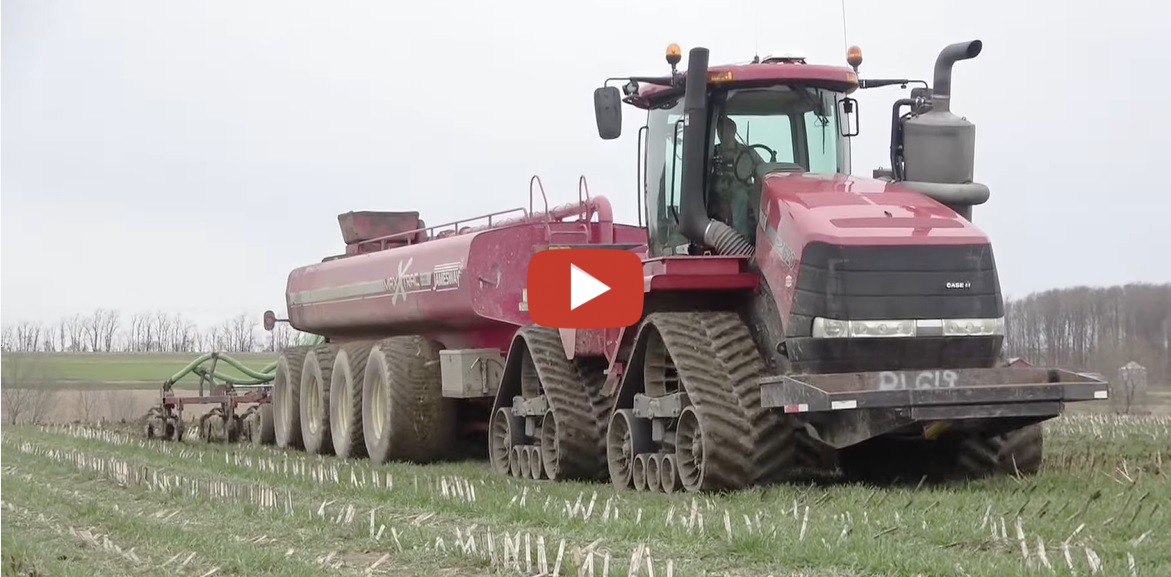Gülleausbringung in den USA mit einem Case IH 620 Quadtrac und einem